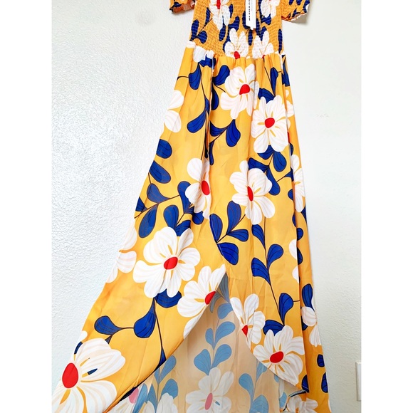 NWT Floral Maxi Dress - Picture 4 of 7